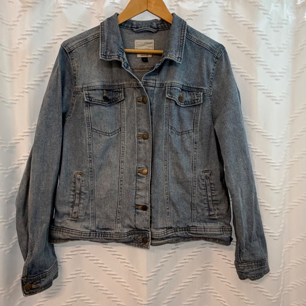 Universal Thread Freeborn Denim Jacket XXL Medium Wash Blue Trucker Jean Jacket